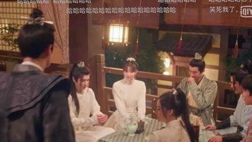 娱乐圈年度大瓜盘点：李易峰背后那些不为人知的故事🌟