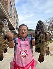 揭秘娱乐圈吃瓜博主：从侦探到风向标的网络爆料者