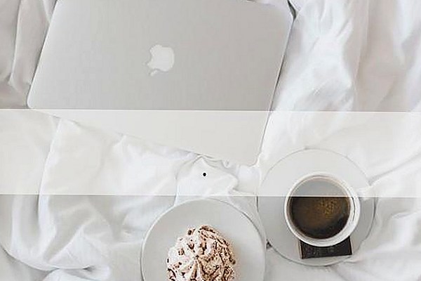 网红事件背后：直播间的吃瓜节奏与娱乐圈动态